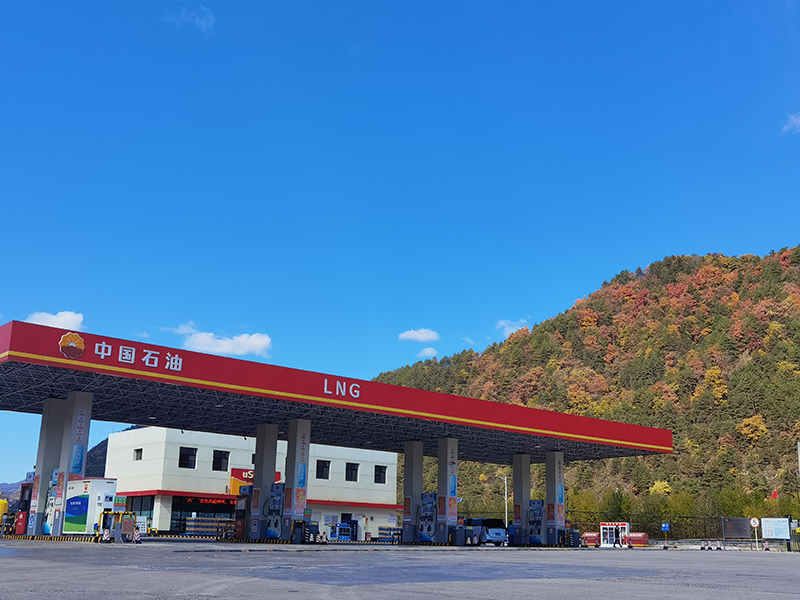 1760941465826556.jpg 入秋的百花加油站.jpg