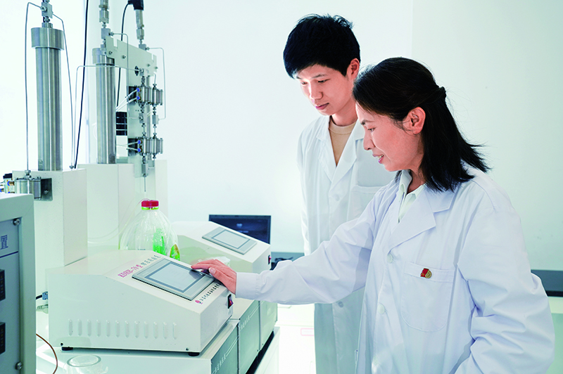 改重点实验室工作场景 (2).jpg