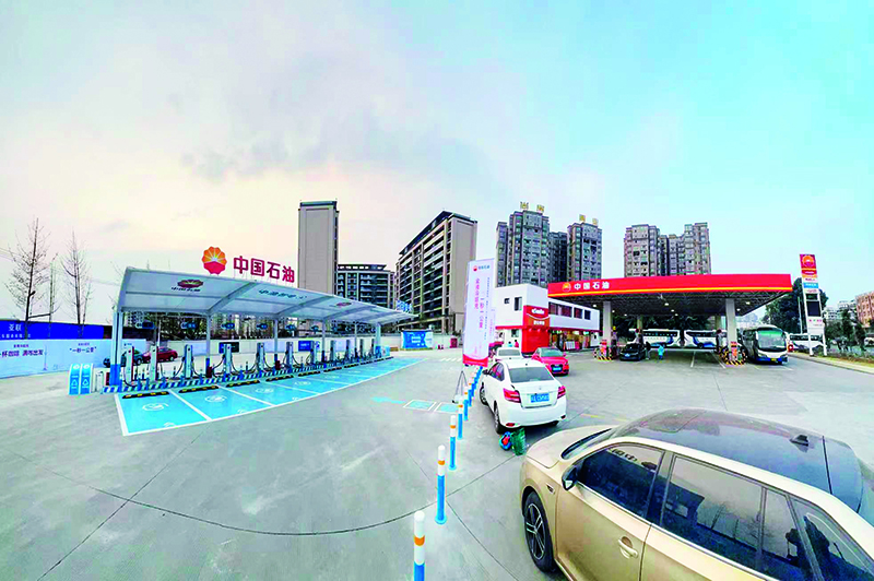 改四川销售成都分公司花龙门加油站.jpg